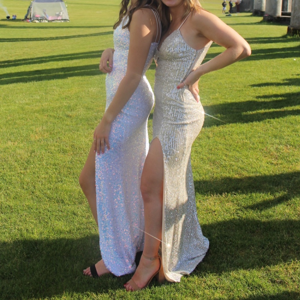 Windsor prom dress (worn once)